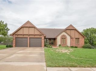 3308 NE 70th St, Kansas City, MO 64119