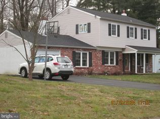 2380 Winding Rd, Hatboro, PA 19040