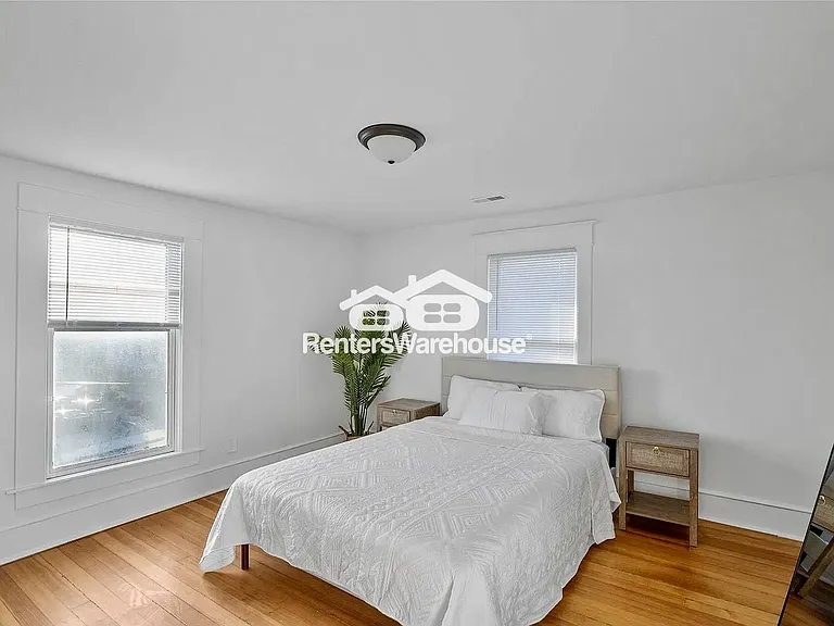 544 36th St #2 — Photo 10