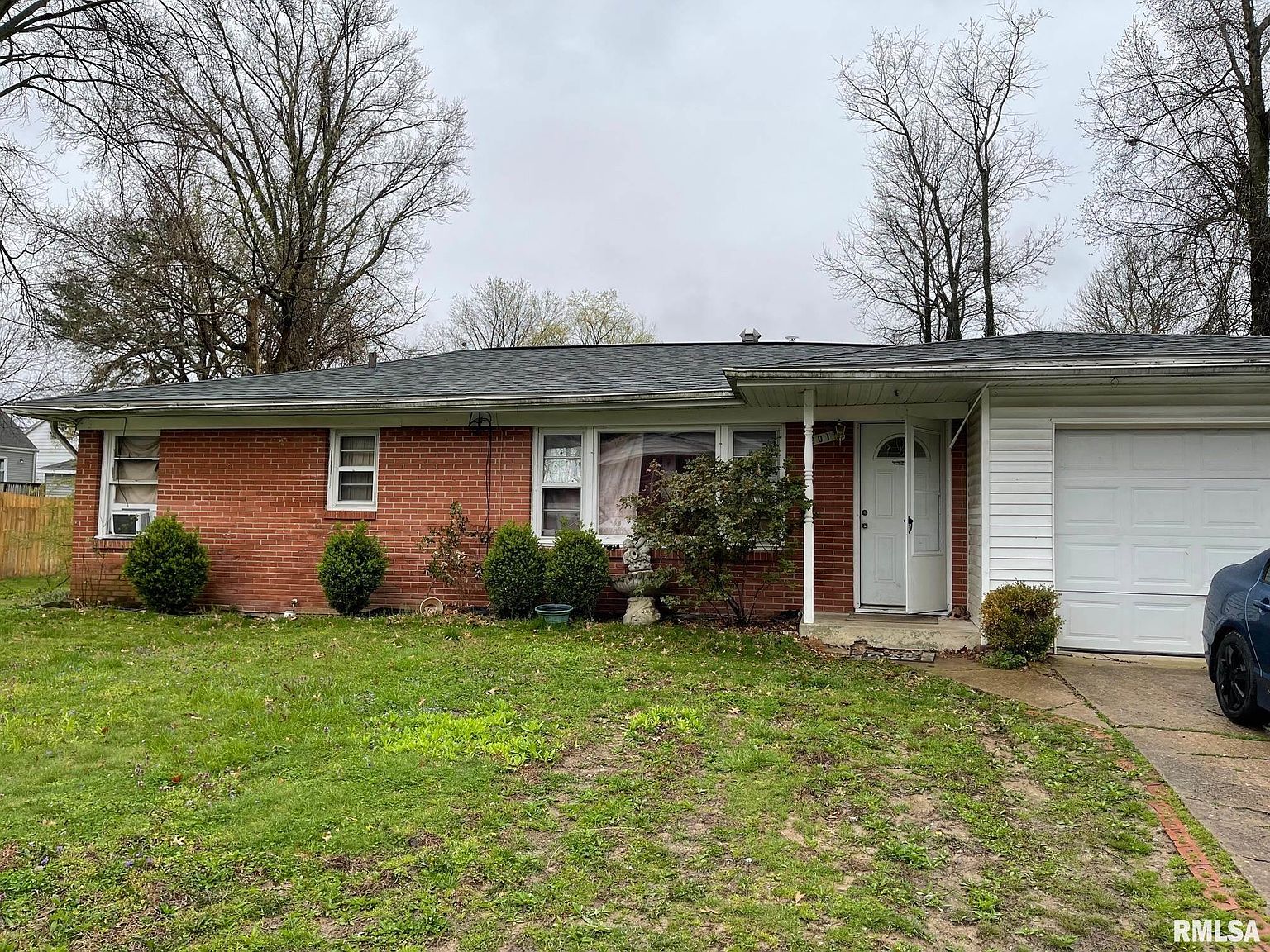 901 W Pecan St, Carbondale, IL 62901 MLS QC4232130 Zillow