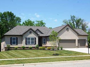 12837 Rocky Creek Dr, Pickerington, OH 43147