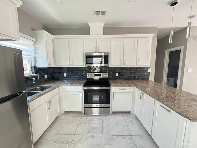 1013 N Blair Ave #2 — Photo 3