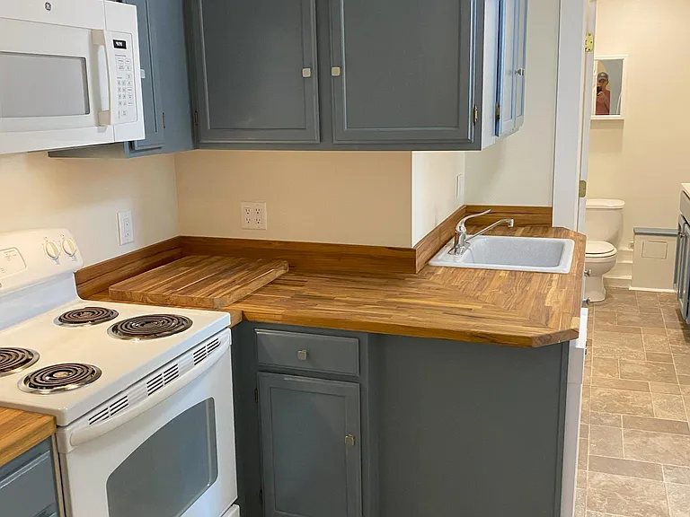 64 Main St #2 — Photo 8