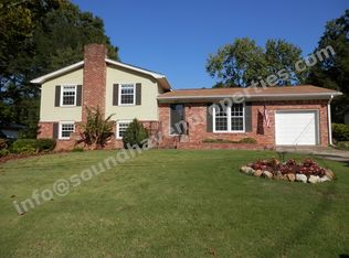 320 Rosemont Rd SE, Huntsville, AL 35803