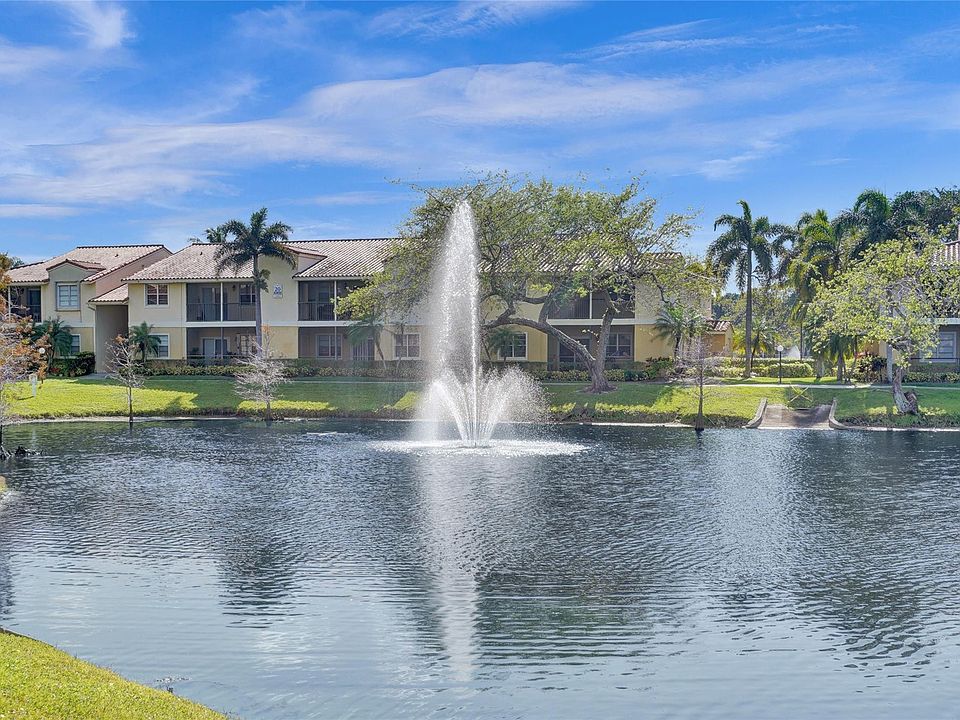 1st image of 1281 SW 46th Avenue #2508