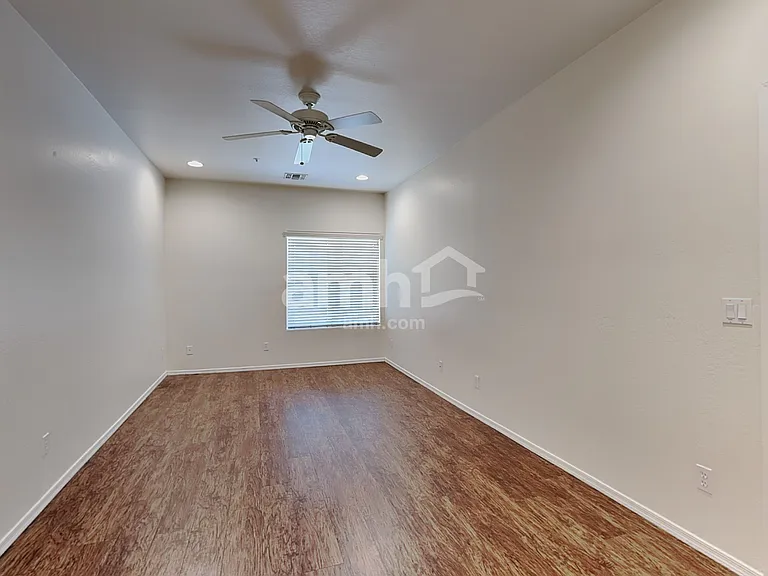 8940 W Olive Ave #140 — Photo 9