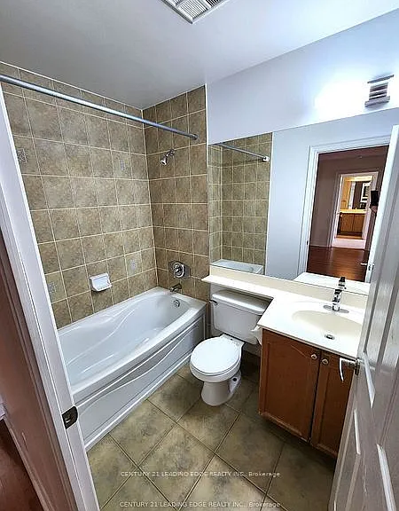 33 Cox Blvd #233 — Photo 8