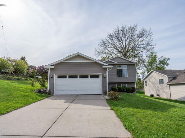 1817 Cherry Run Dr NW, Grand Rapids, MI 49504