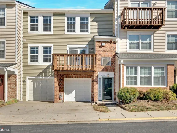 12597 Kempston Ln, Woodbridge, VA 22192