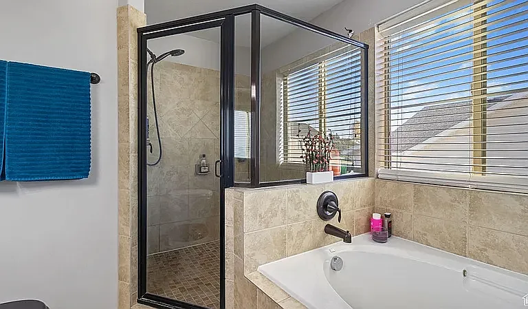 2077 N 1450 W — Photo 13