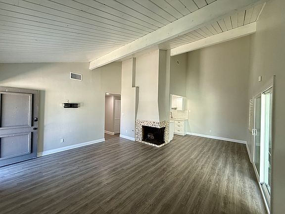 3rd image of 1386 W 8th St #1386