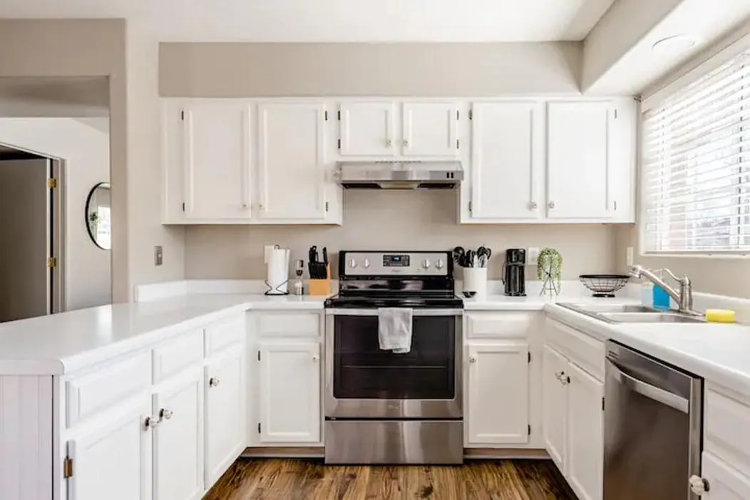 2875 W Highland St — Photo 4