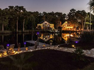5716 Gondolier Dr, New Bern, NC 28560