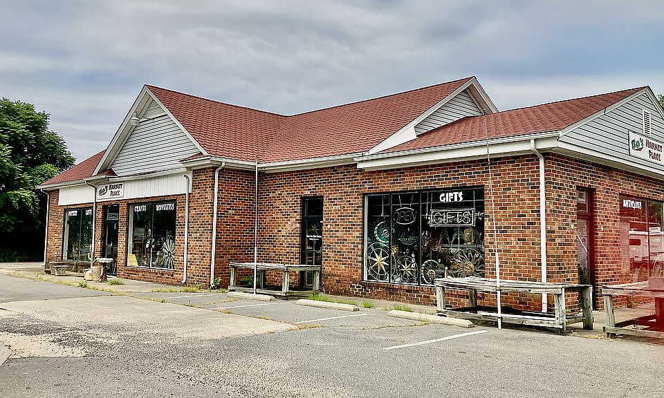 1st image of 25523 A P Hill Blvd