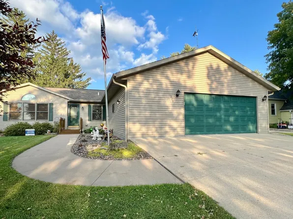 228 Line St S, Wykoff, MN 55990