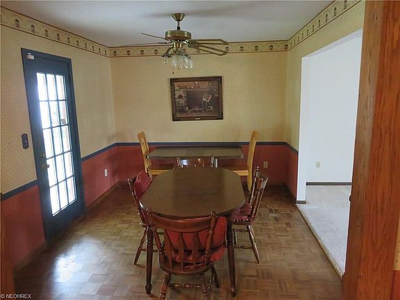 5th image of 8437 Glenwood Ave