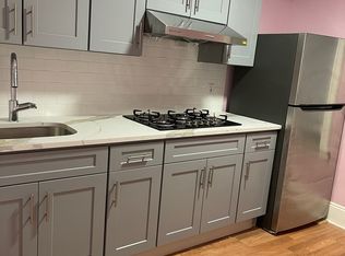 12115 8th Ave FLOOR 2, College Pt, NY 11356