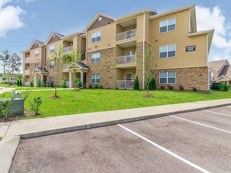 Chaney Ridge Apartments — Photo 9