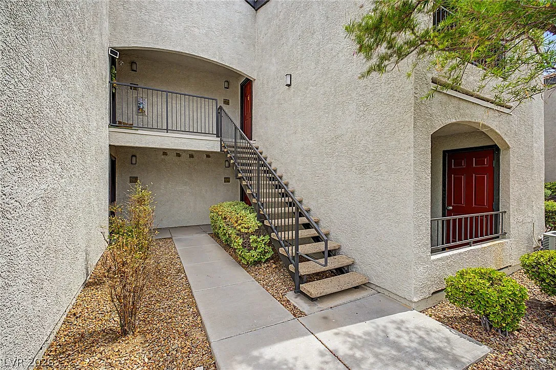 1 bed, 1.0 bath, 660 sqft, $1,400 — Photo 3