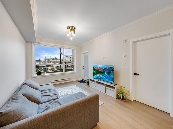 5th image of 12109 223rd St #111