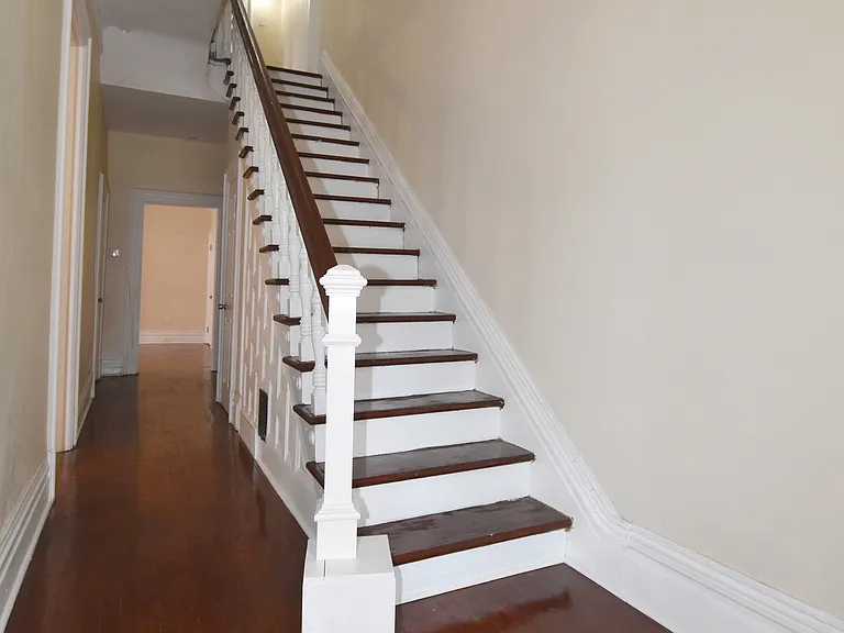 1005-1 Sheffield St — Photo 18