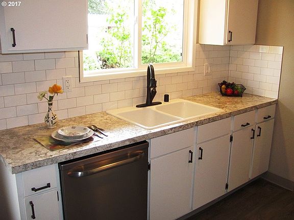 5th image of 7708 NE 103rd Ave
