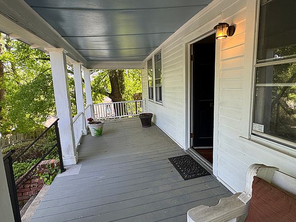 Spacious Porch