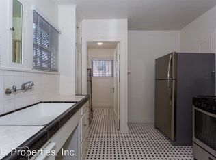 3435 11th Ave, Los Angeles, CA 90018