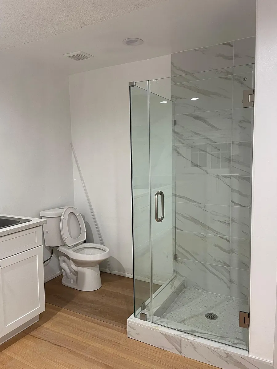 Bathroom in the living room - 1439 N Omalley Ave