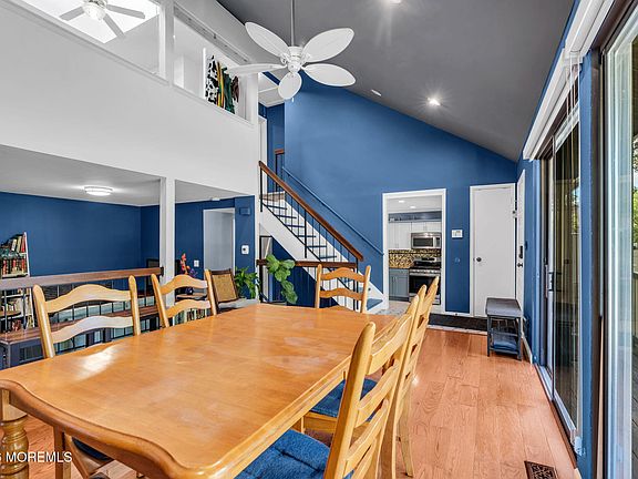 5th image of 95 Cotswold Circle #3