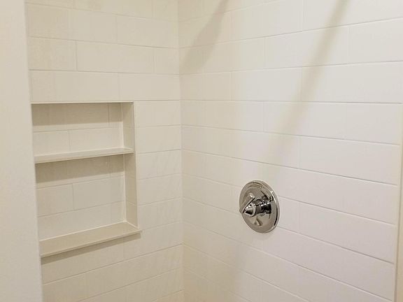 5th image of 4808 Disston St #1-B