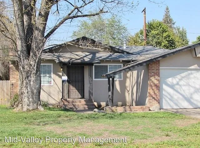 188 W Sandra Ave photo 1