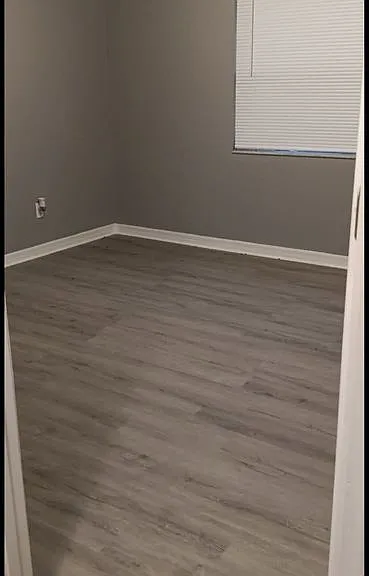 523 Oak Ave — Photo 5