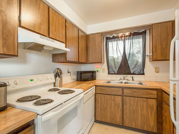 5th image of 2626 N Madelia St #2628