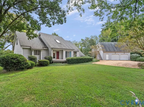 448 McSwain Rd, White Stone, VA 22578