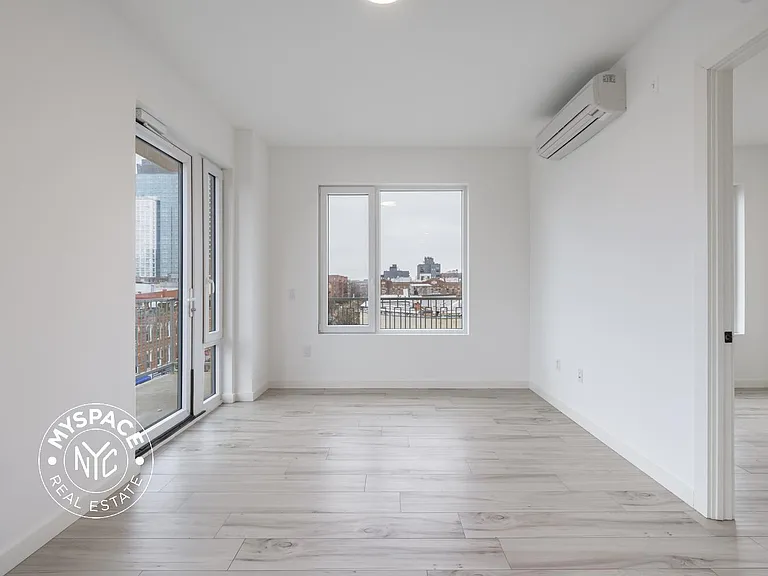 2718 Church Ave #409 — Photo 13