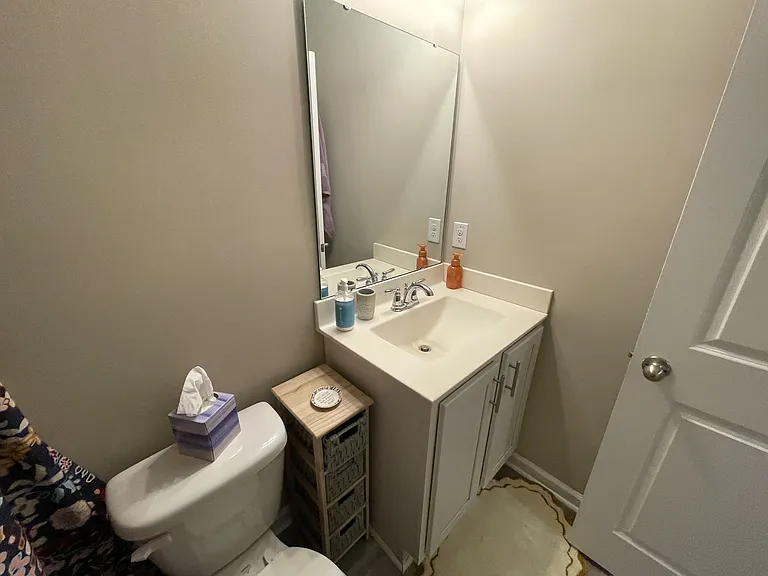 2nd Full Bath - view 2