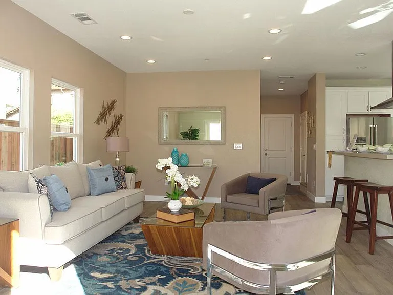 830 Civic Center Dr — Photo 22