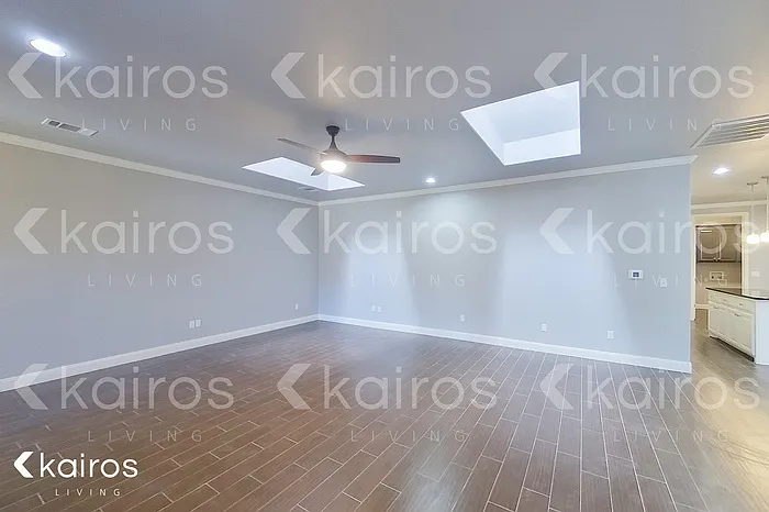 7308 Mosley St — Photo 3