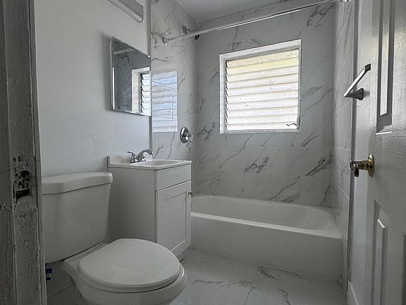 3rd image of 3520 NW 79th St #18