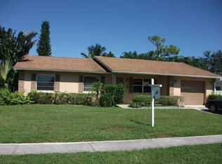 148 Bobwhite Rd, Royal Palm Beach, FL 33411