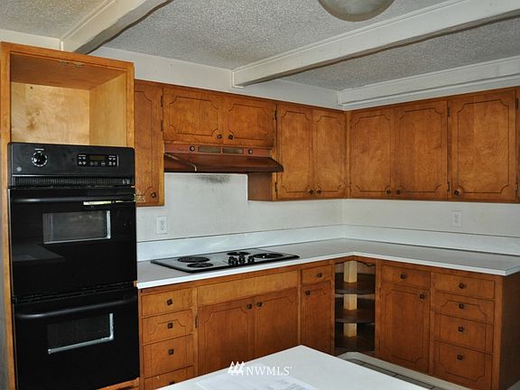 3rd image of 6833 Sonia Street