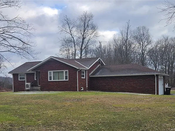 14 Steingrabe Rd, New Wilmington, PA 16142