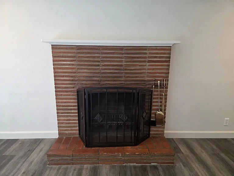 Bowen/Phelps Duplex — Photo 16