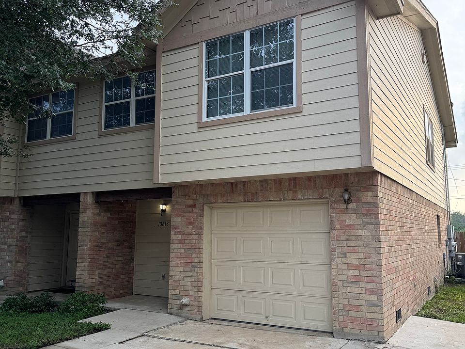 1st image of 13613 Woodstone Way
