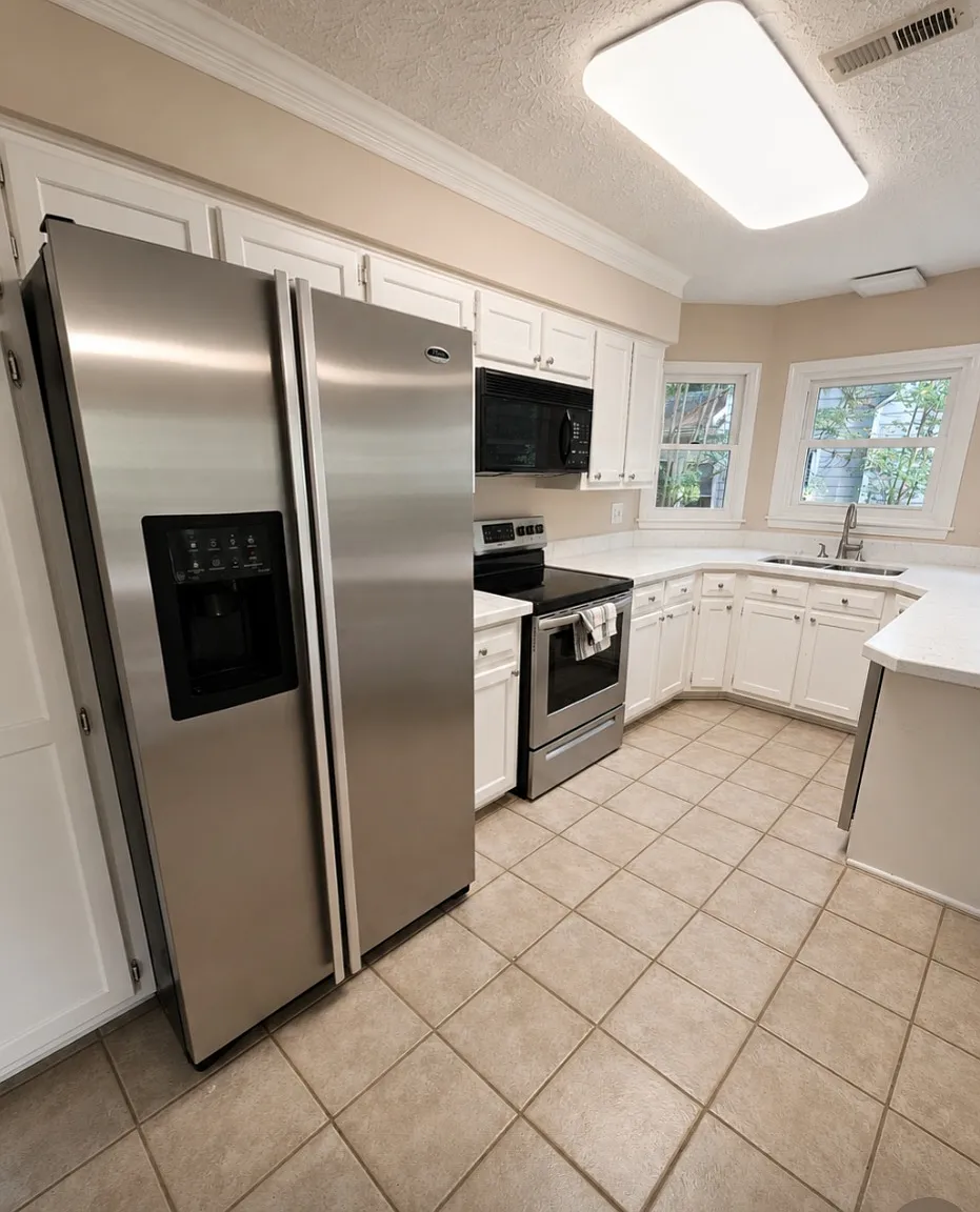 210 Windgate Ct — Photo 4