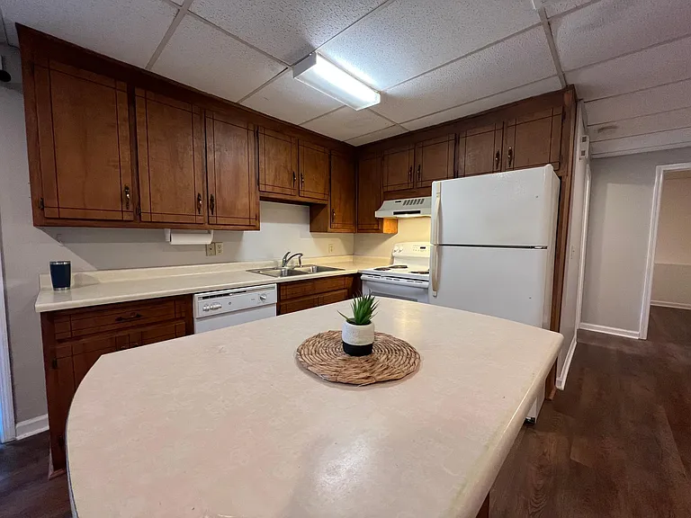 85 N Hall Rd #6 — Photo 4