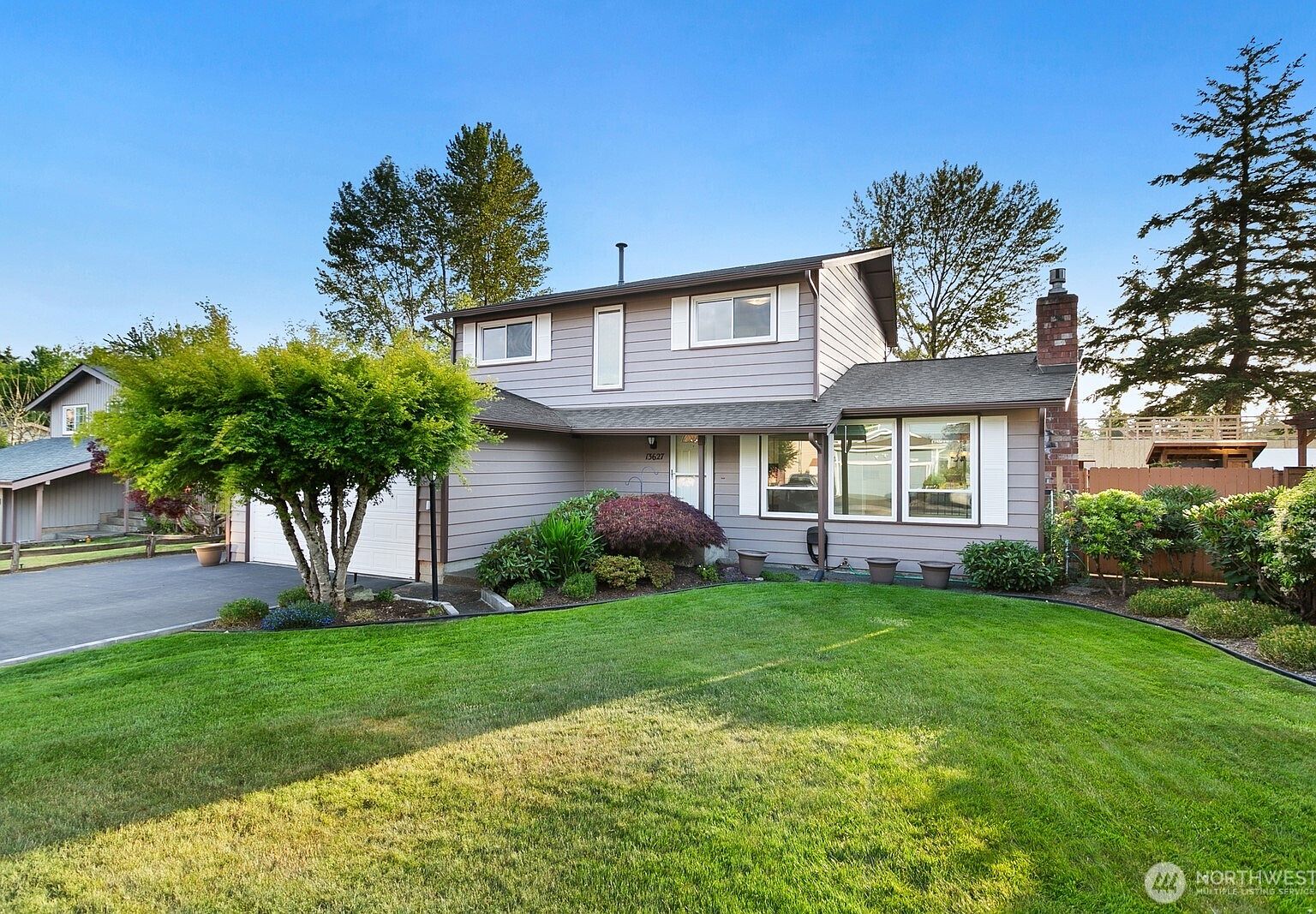 13627 6th Place S, Seattle, WA 98168 | Zillow