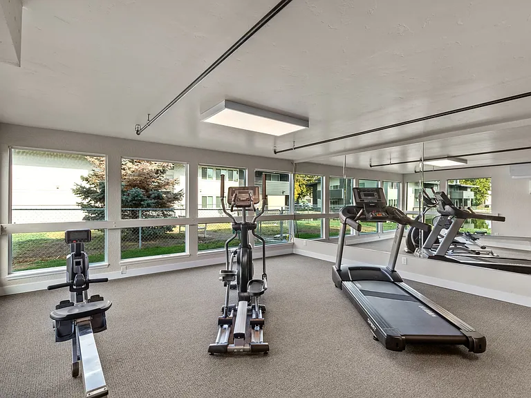 Fitness Center at Lakeside Apartments in Kennewick, WA