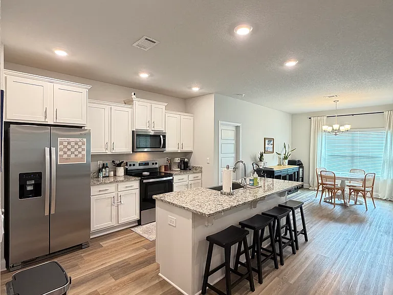 17959 Kelso Dr — Photo 4